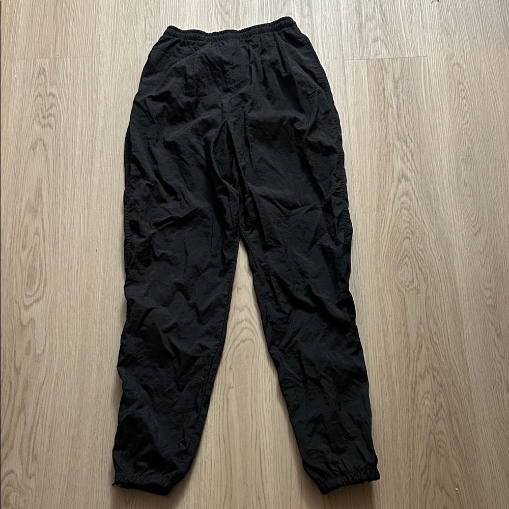 Vintage 90s Nike Men's/youth Black track Joggers Small